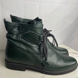 Vintage Lion Leather Green Boots Size 7